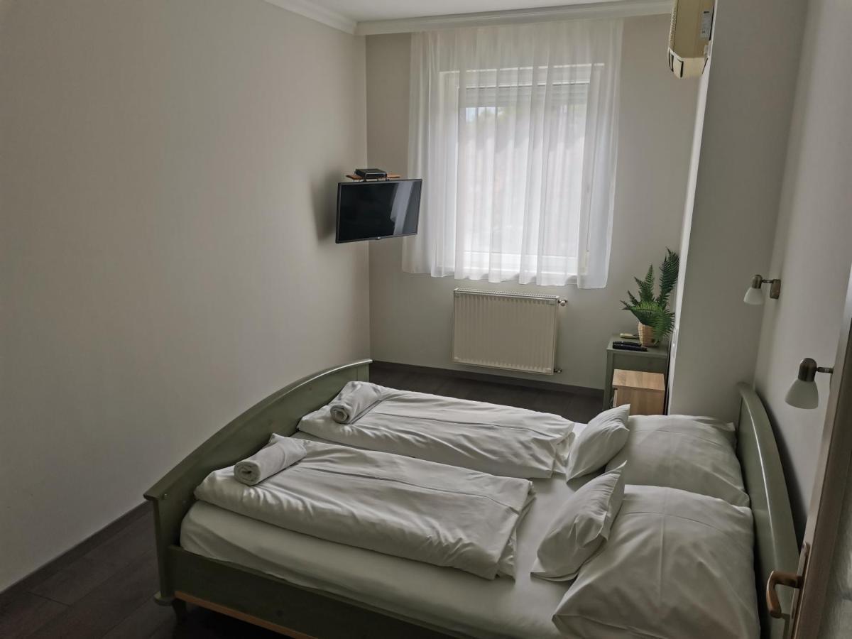 Zoli Apartmanok-Balcony Koelcsey 32 Hajdúszoboszló Exterior foto