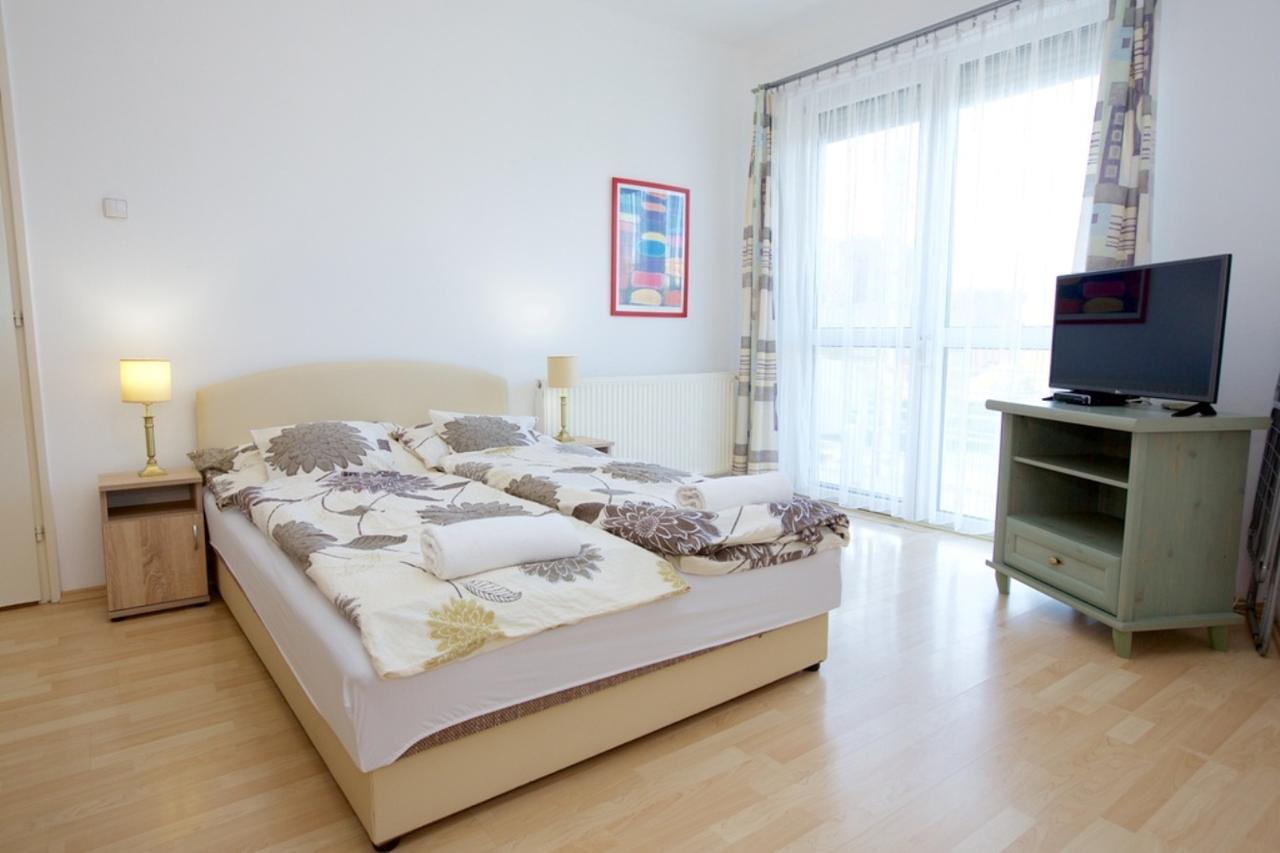 Zoli Apartmanok-Balcony Koelcsey 32 Hajdúszoboszló Exterior foto